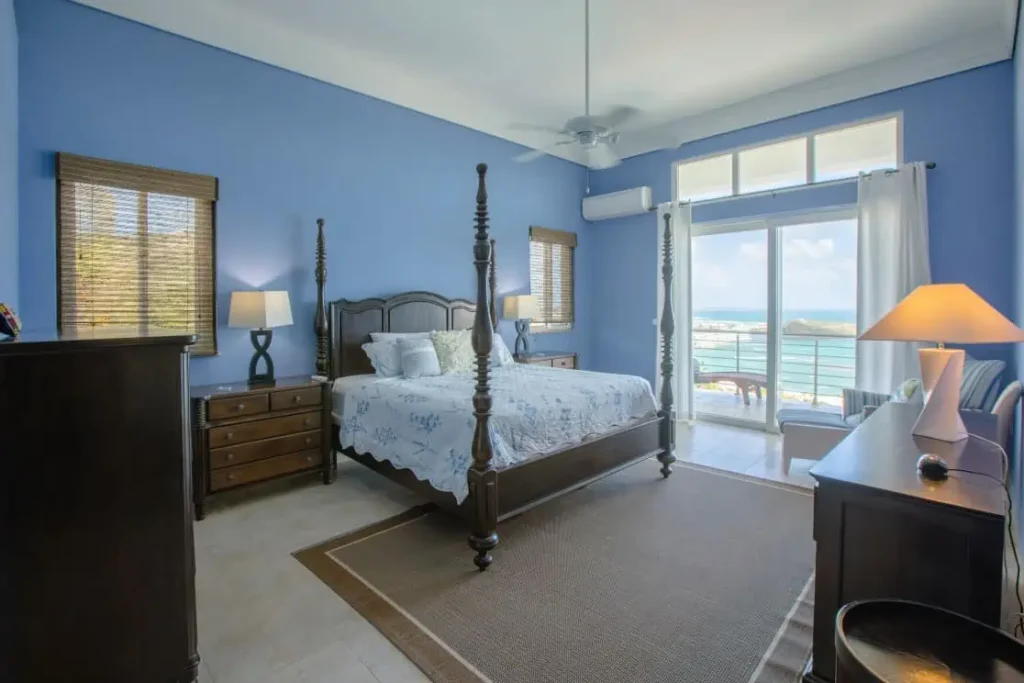 Spacious Bedroom with beautiful Ocean View
